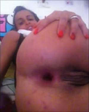 Crazy girl bottle anal and incredible size gaping ass