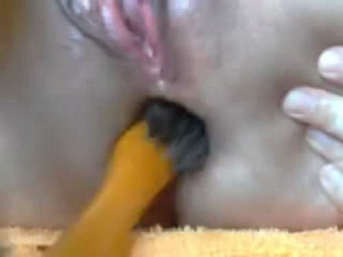 Webcam close up brush anal and pussy