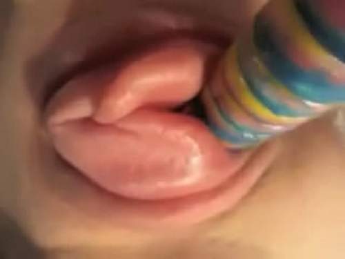 Fetish amateur pumped pussy ice cream penetration