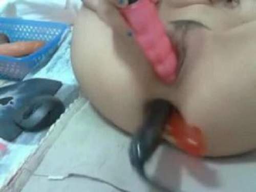 Perverse webcam chinese teen triple dildo insertion
