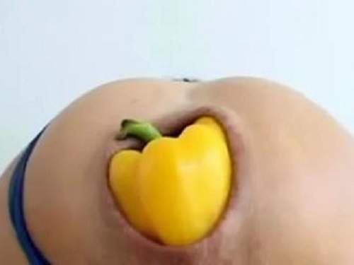 mature stretched her anus,big anus,rosebutt asshole stretching,perverted milf solo games with her ruined ass,huge pepper in anus,dirty milf penetrated more peppers in loose ass