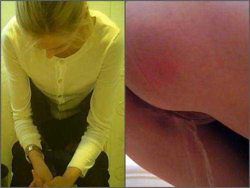 Wonderful russian blonde closeup voyeur peeing scene in public wc