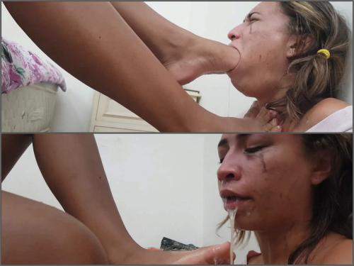 Brazilian mistress hardcore footing throat fuck to vomit with slave girl