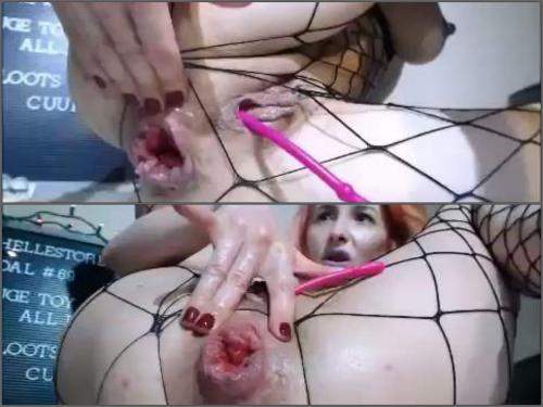 Webcam kinky redhead girl little rosebutt anus stretching