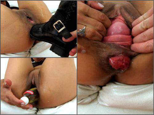Maria shoeshine hole prolapse loose after fisting and bottle fuck AN-398