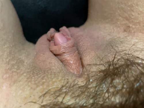 Amateur POV huge clit wife shave her hairy pussy