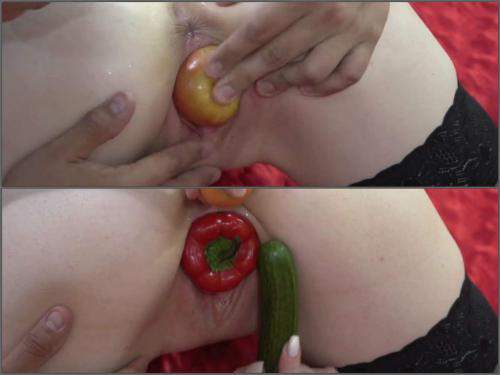 500px x 375px - Food For Porn | Food And Bottles Vaginal And Anal Sex With Amazing Russian  Couple