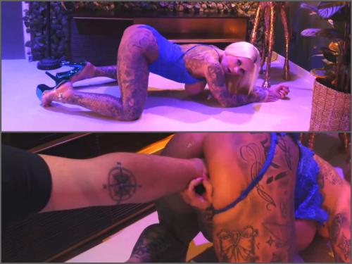 Devil-Sophie anal fisting,girl gets fisted,deep fisting,couple fisting xxx,hard fisting,tattooed porn