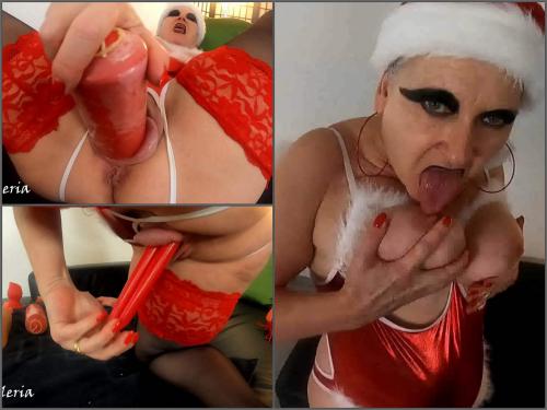 German granny Hotvaleria Santa Claus playing with toys – Premium user Request