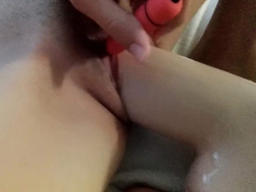 Husband-fist-wife Pumped pussy coming on huge dildo homemade